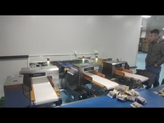 पूर्ण संरचना स्टेनलेस 304 औद्योगिक धातु डिटेक्टर बड़े डी डिस्प्ले HACCP VAF SA-990